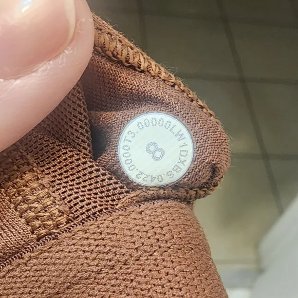 Lululemon Brown Sleeveless Top, Size 8. - Picture 7 of 7